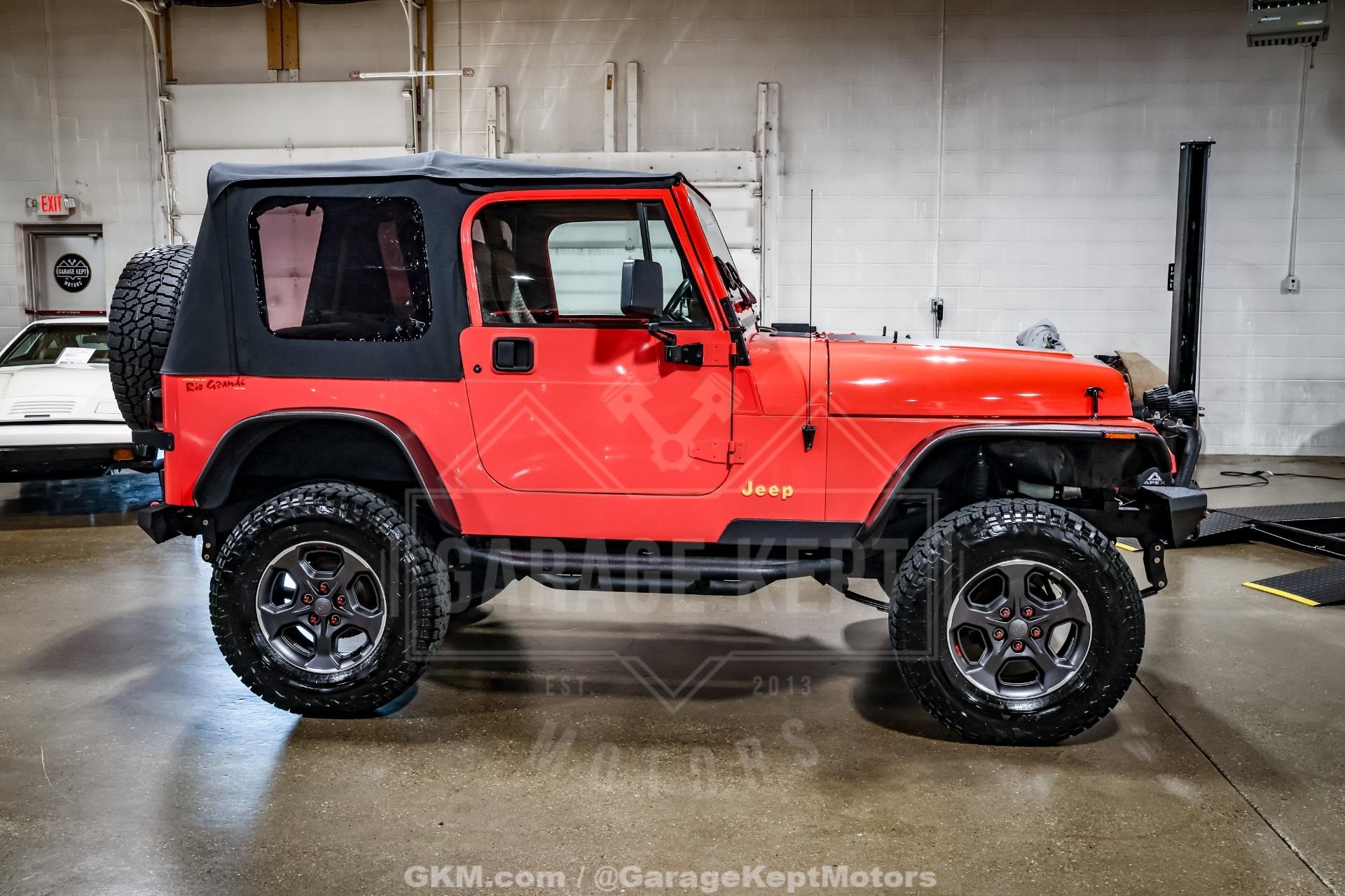 6.0L V8-Powered 1995 Jeep Wrangler Rio Grande