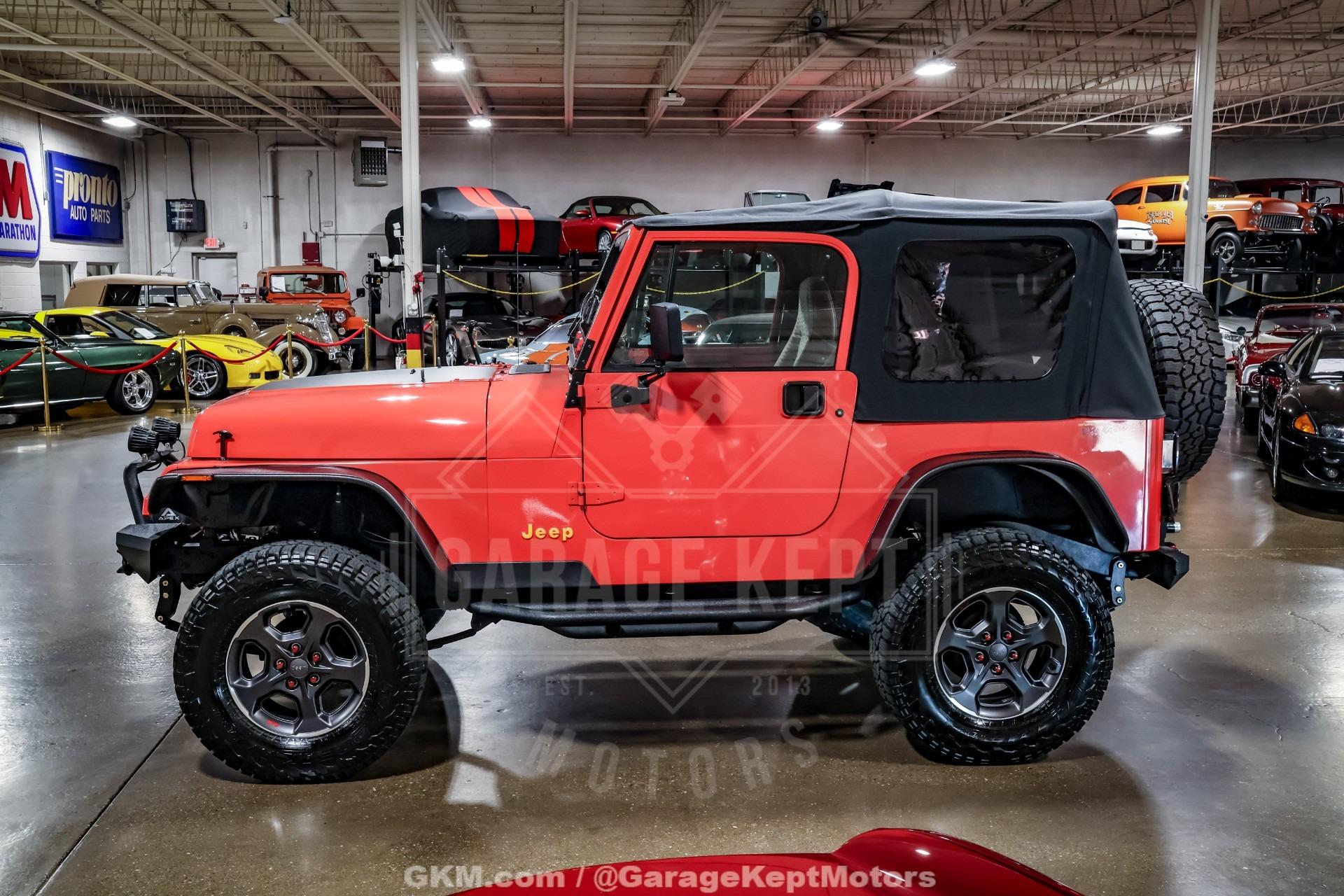 6.0L V8-Powered 1995 Jeep Wrangler Rio Grande - 2