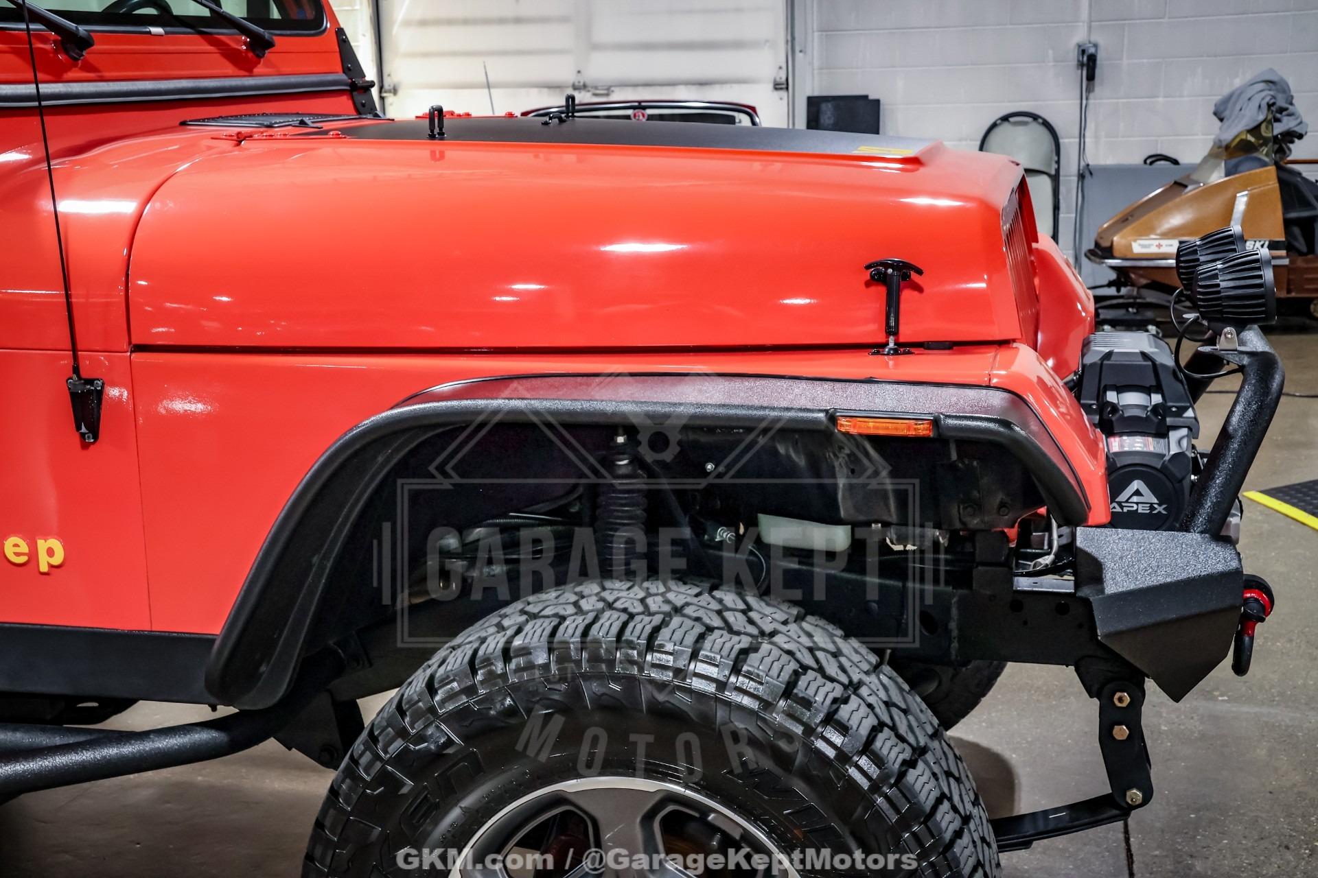 6.0L V8-Powered 1995 Jeep Wrangler Rio Grande