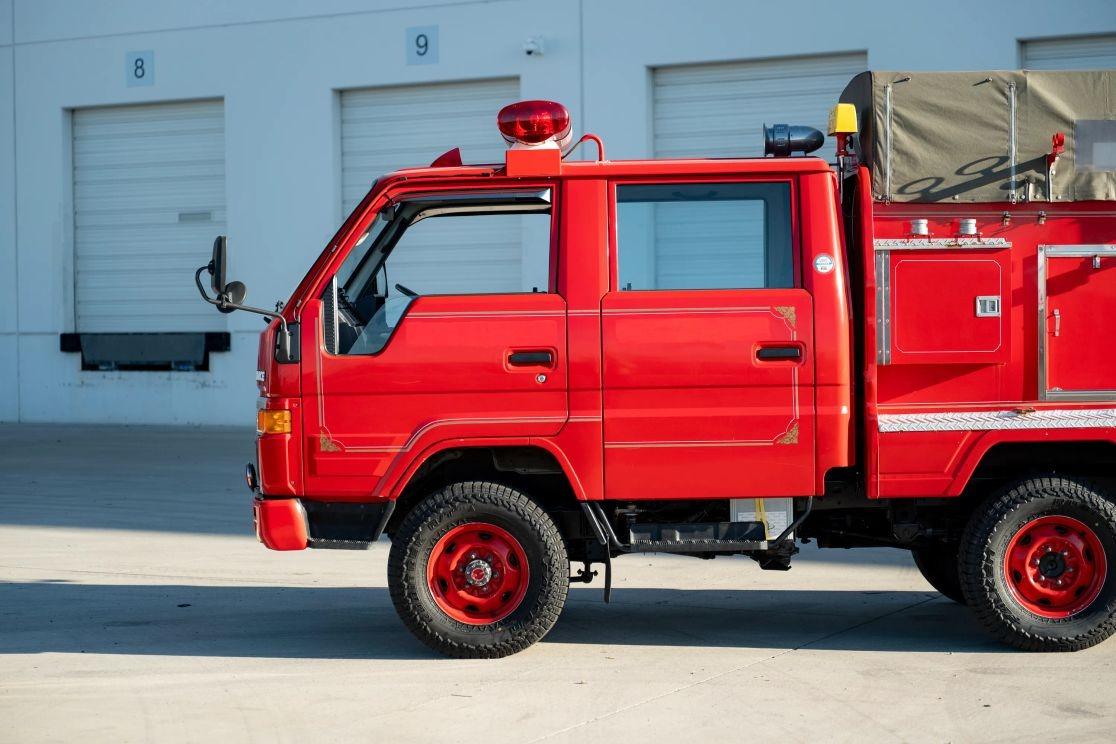 1991 Toyota HiAce Fire Truck