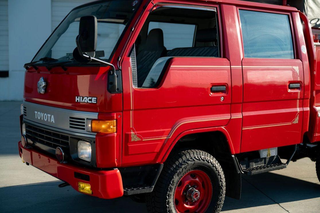 1991 Toyota HiAce Fire Truck