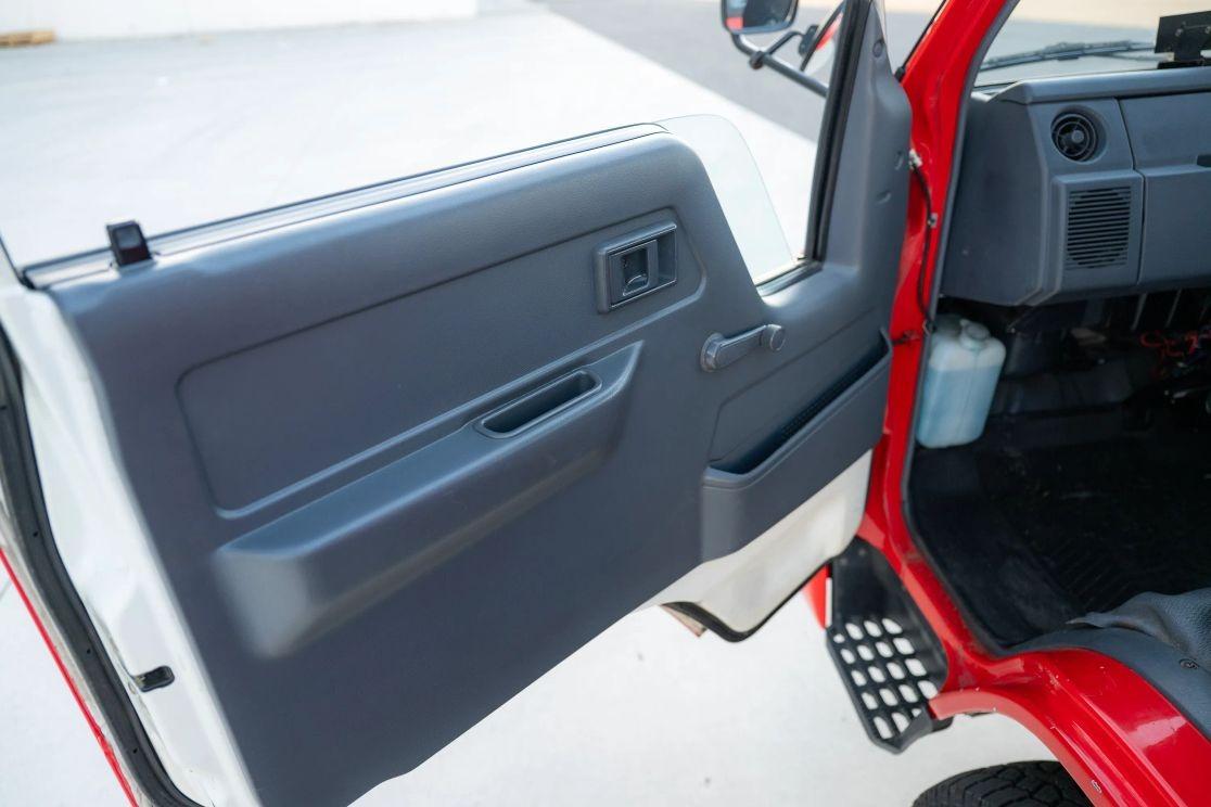 1991 Toyota HiAce Fire Truck