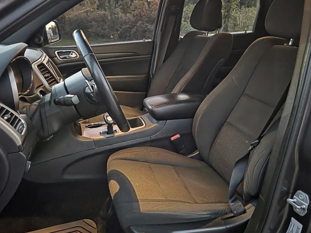 2015 Jeep Grand Cherokee Laredo