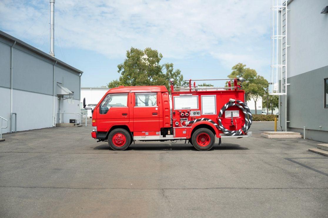 1996 Toyota Dyna Fire Truck - 2