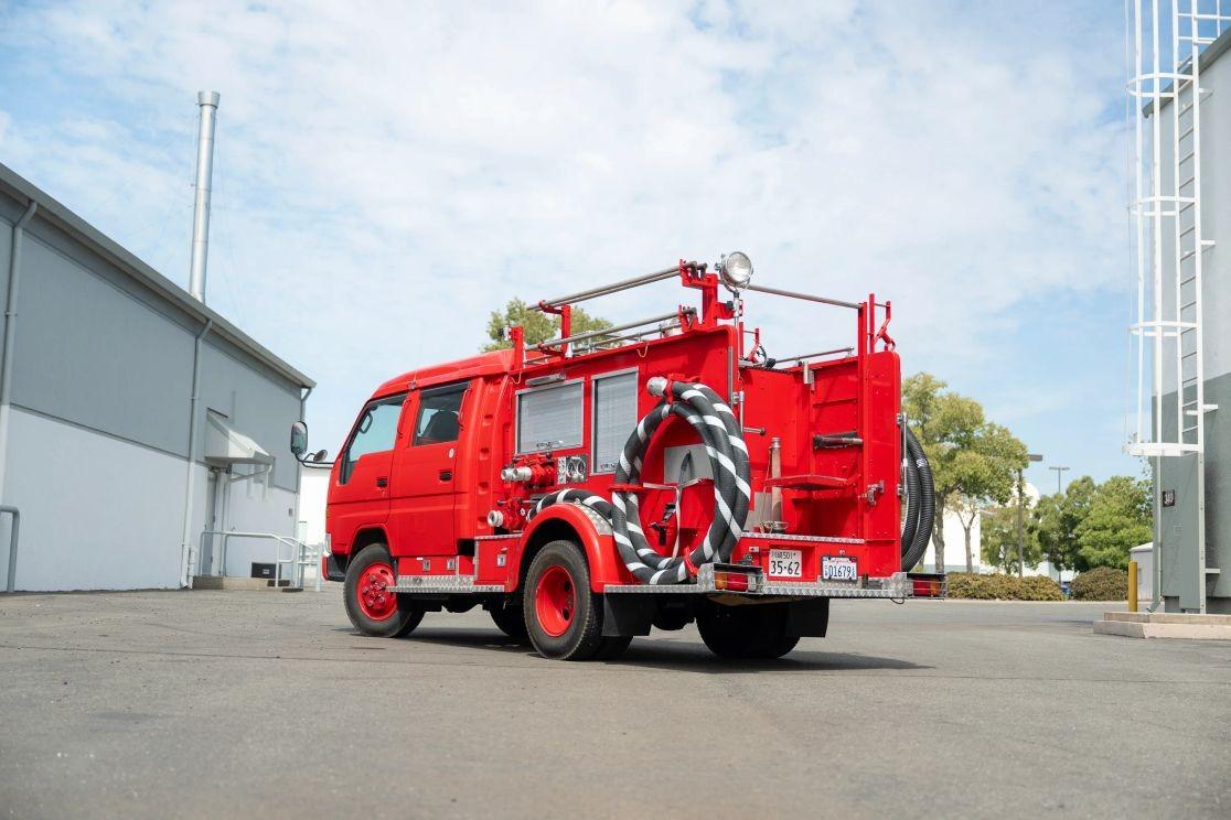 1996 Toyota Dyna Fire Truck - 3