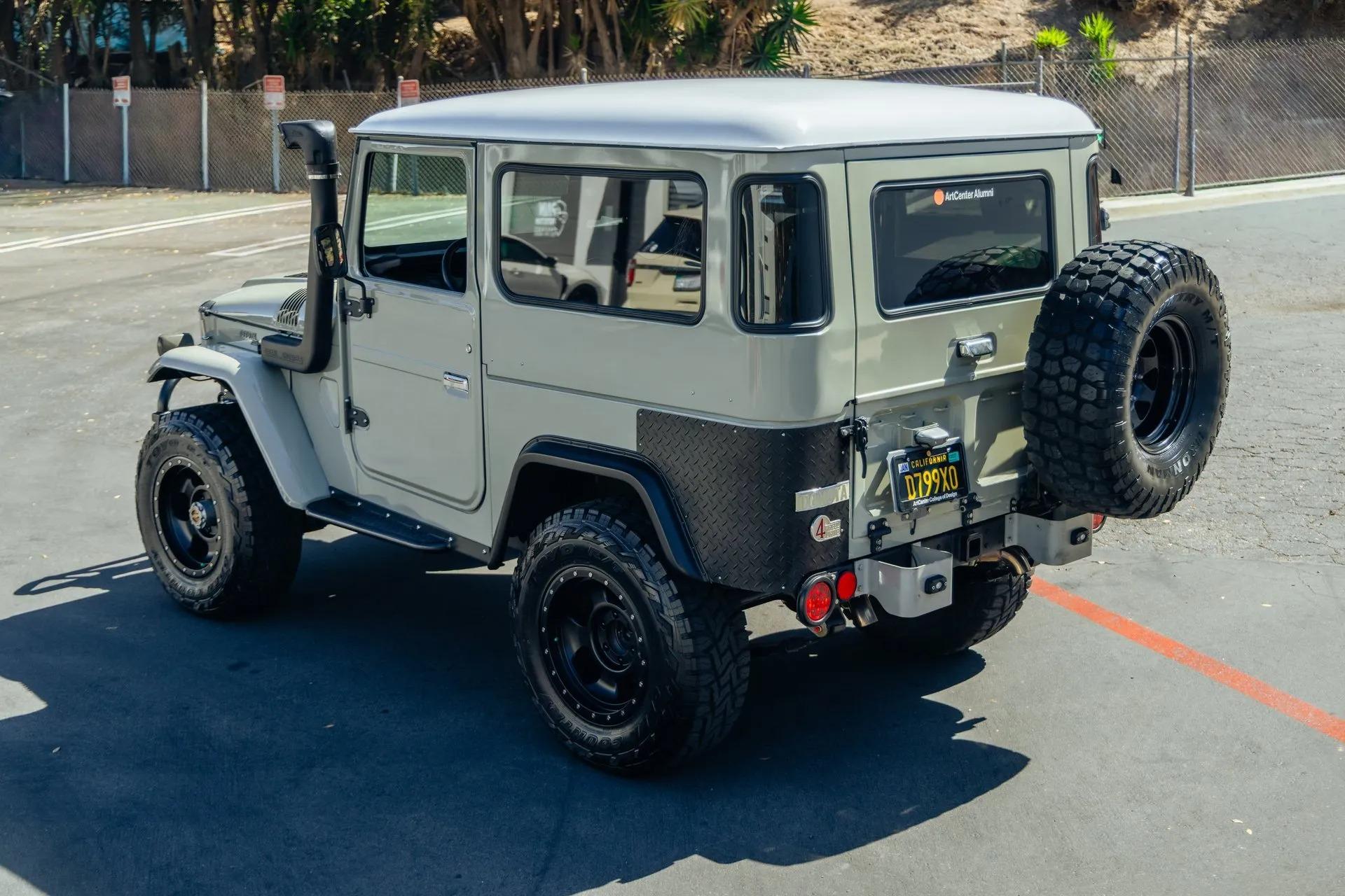 1969 Toyota Land Cruiser FJ40 - 3