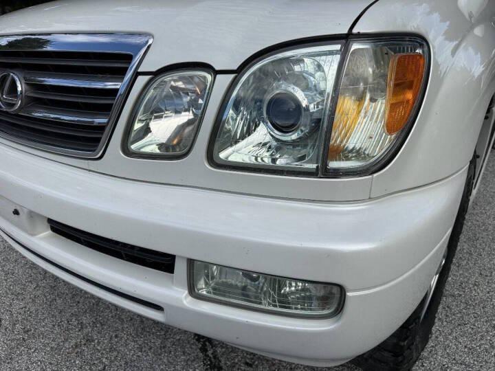2005 Lexus LX 470