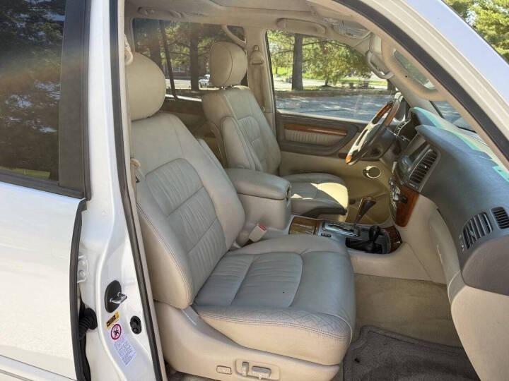 2005 Lexus LX 470