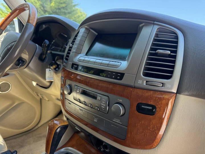 2005 Lexus LX 470