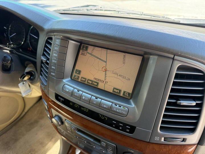 2005 Lexus LX 470