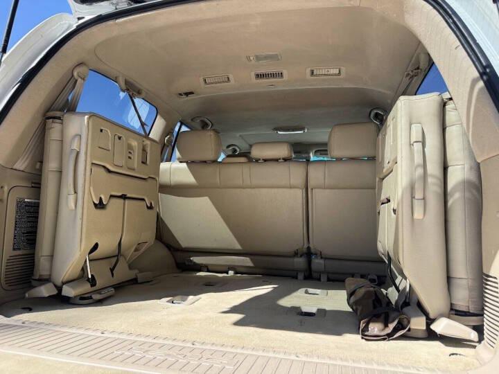 2005 Lexus LX 470
