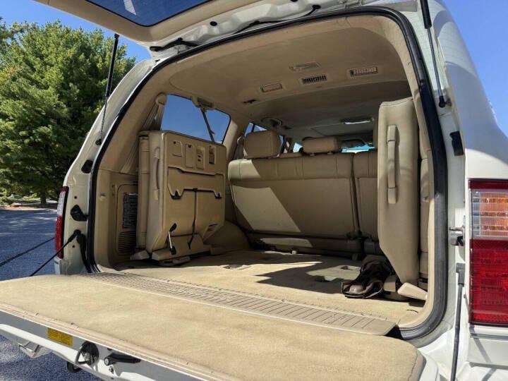 2005 Lexus LX 470