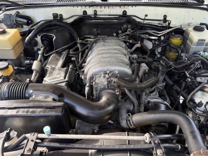 2005 Lexus LX 470