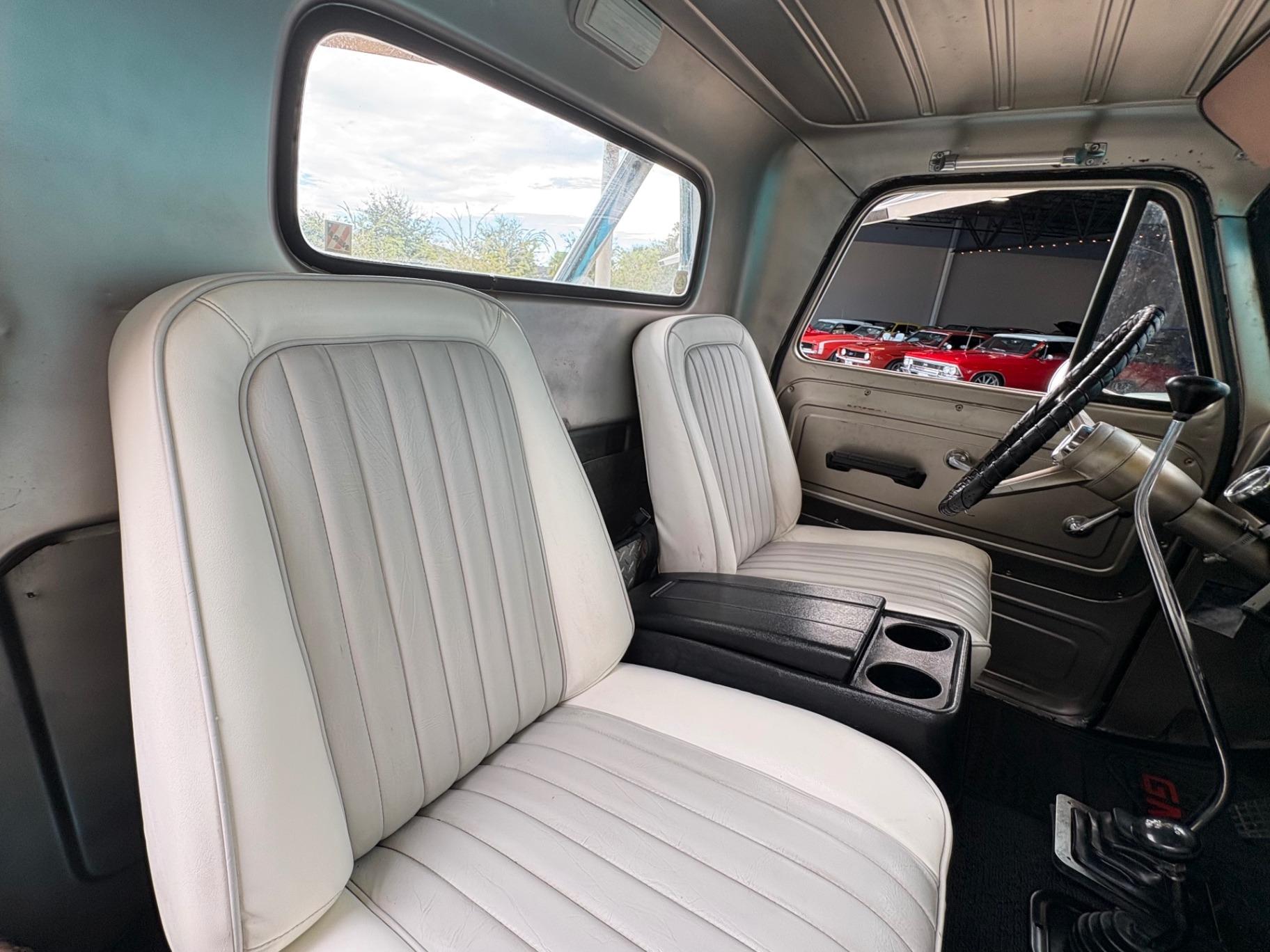 1965 GMC K1500 Custom