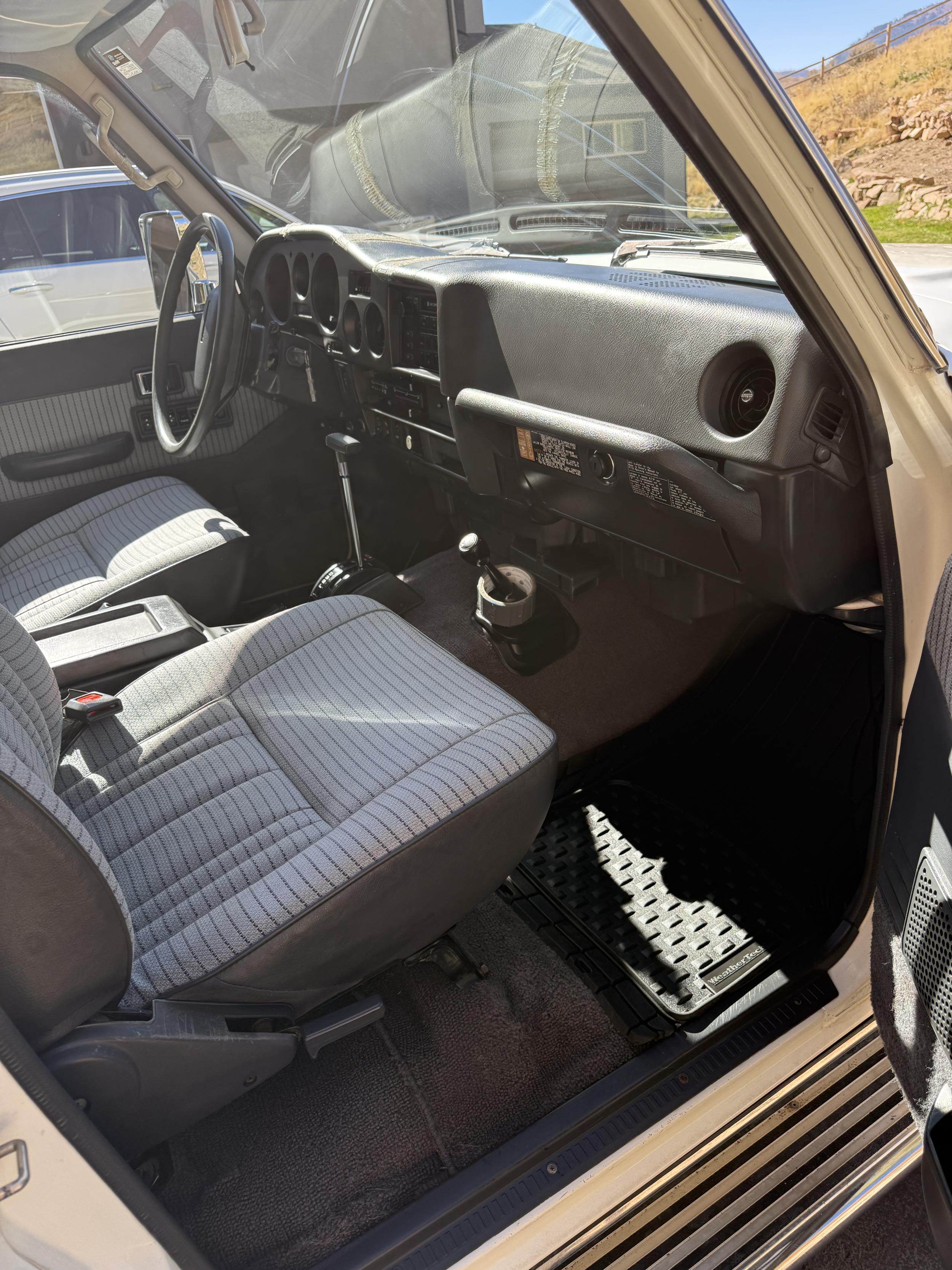 1990 Toyota Land Cruiser FJ62 - 4