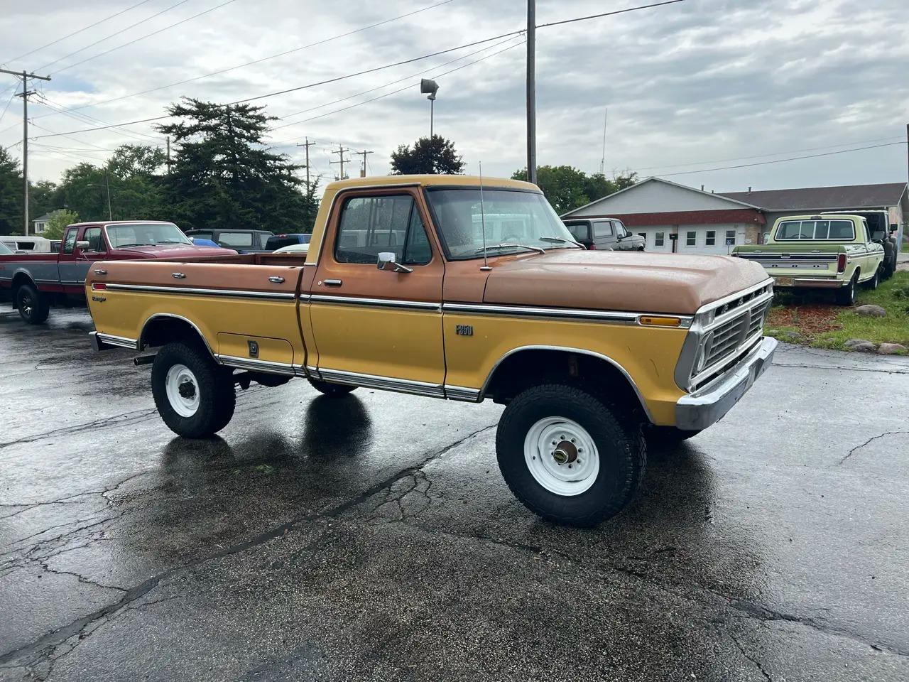 1974 Ford F-250 Ranger Highboy - 4
