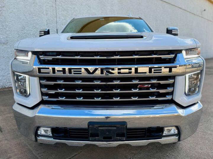 2022 Chevrolet Silverado 2500HD Z71 - 3