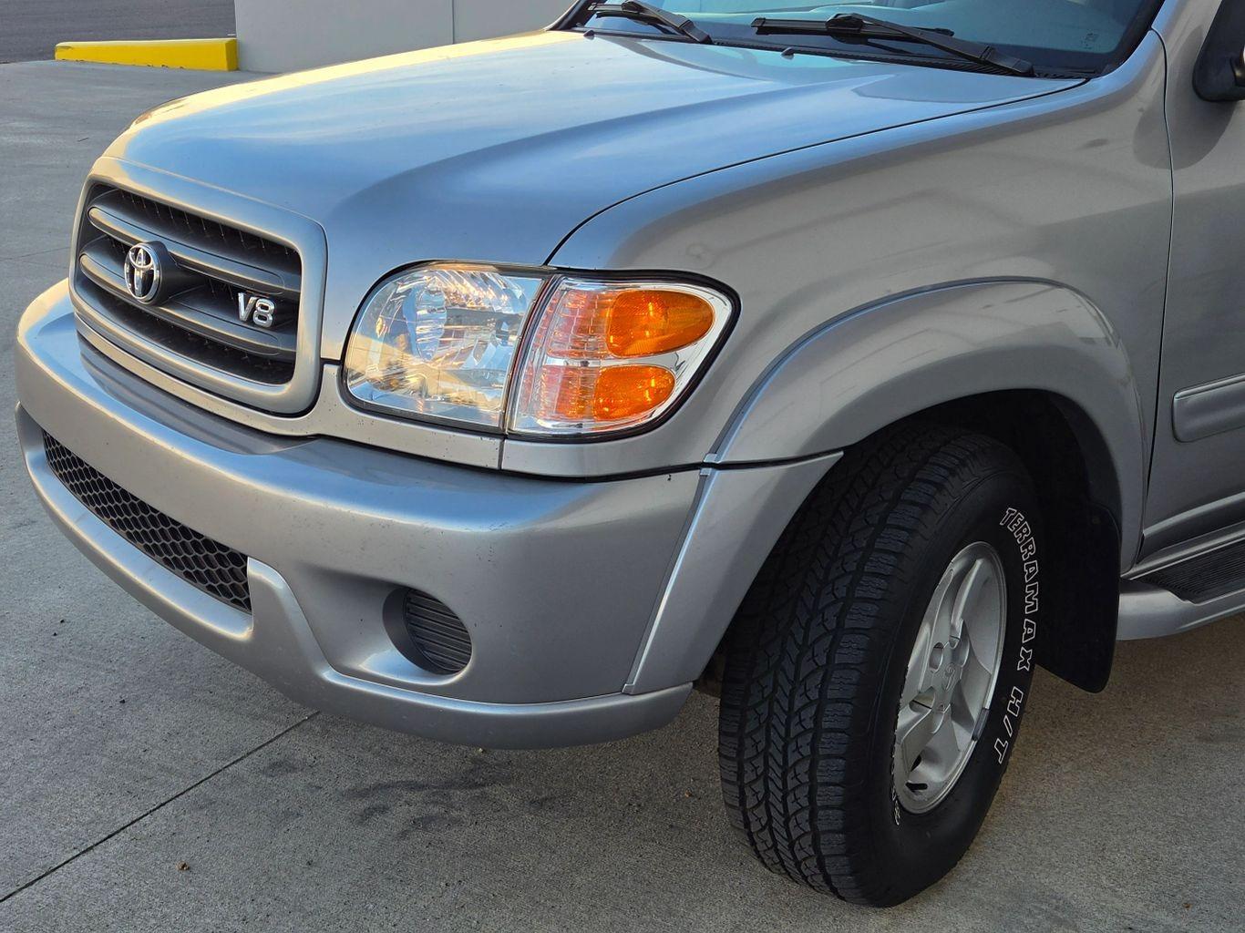 2003 Toyota Sequoia SR5