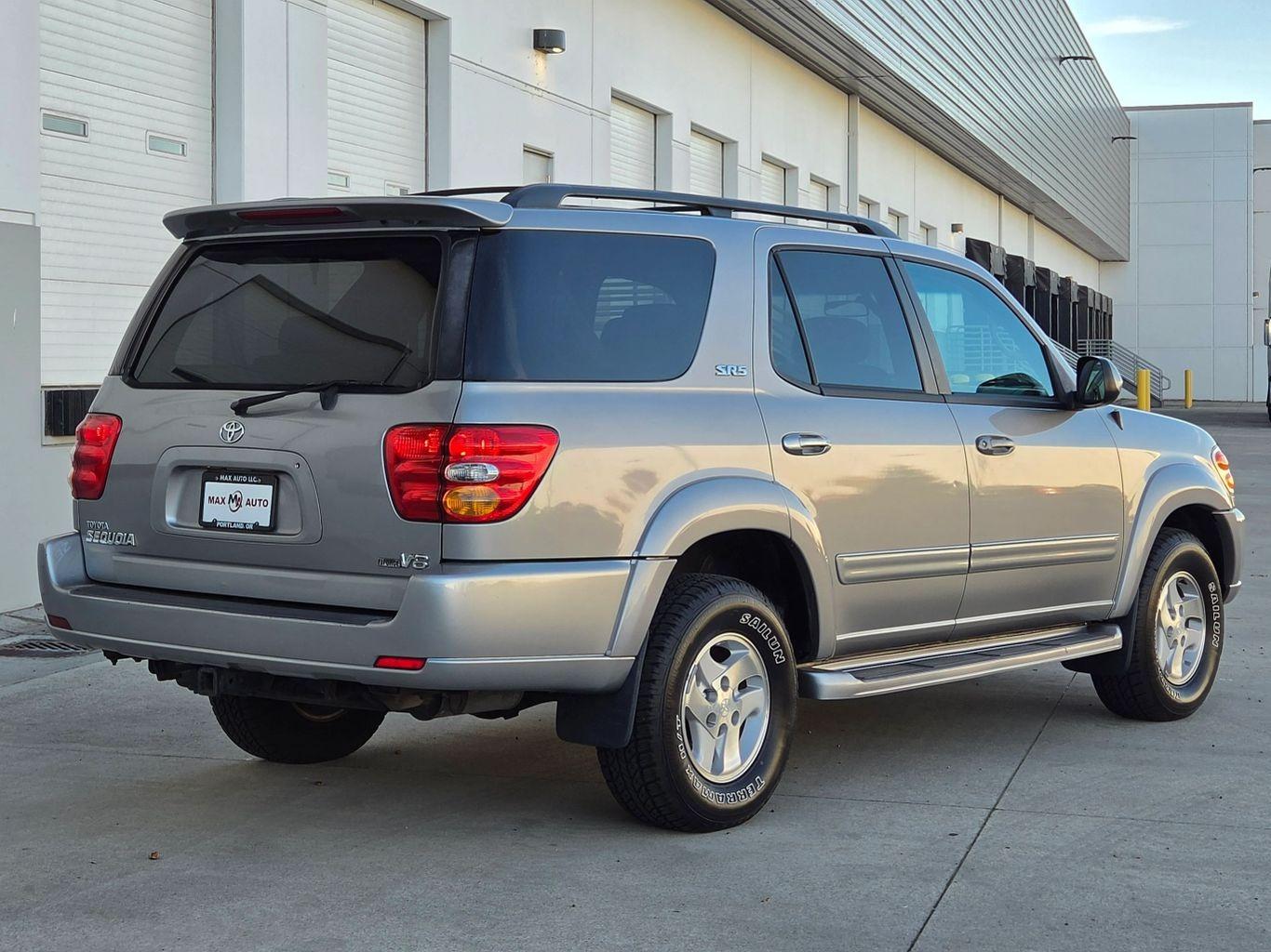 2003 Toyota Sequoia SR5