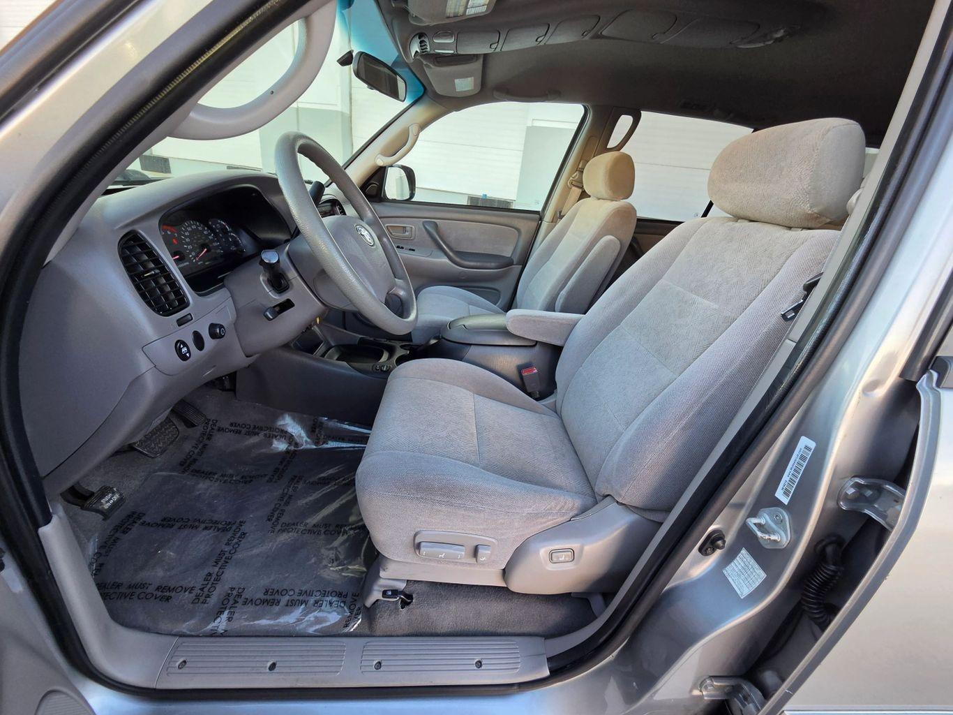 2003 Toyota Sequoia SR5