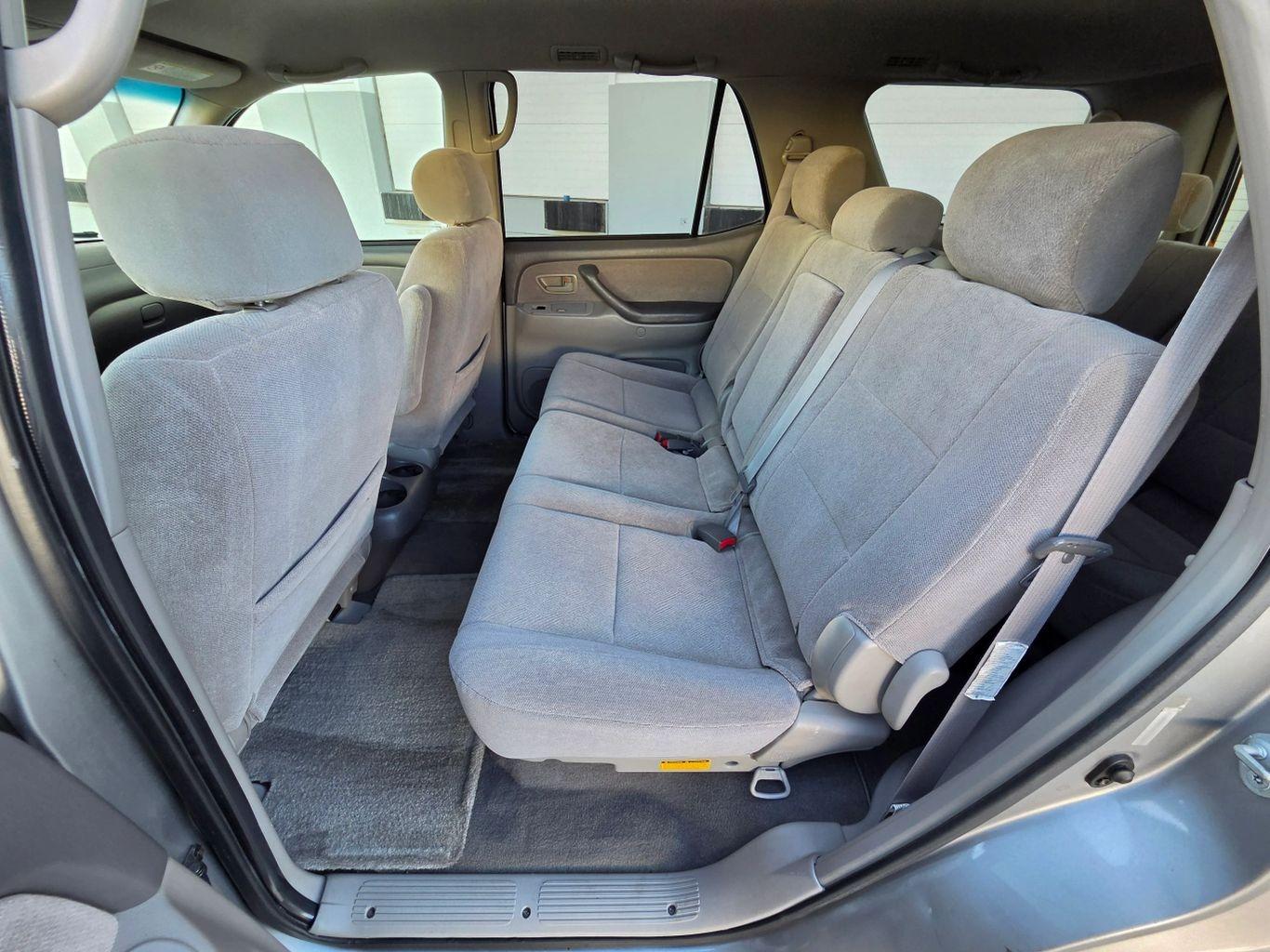 2003 Toyota Sequoia SR5