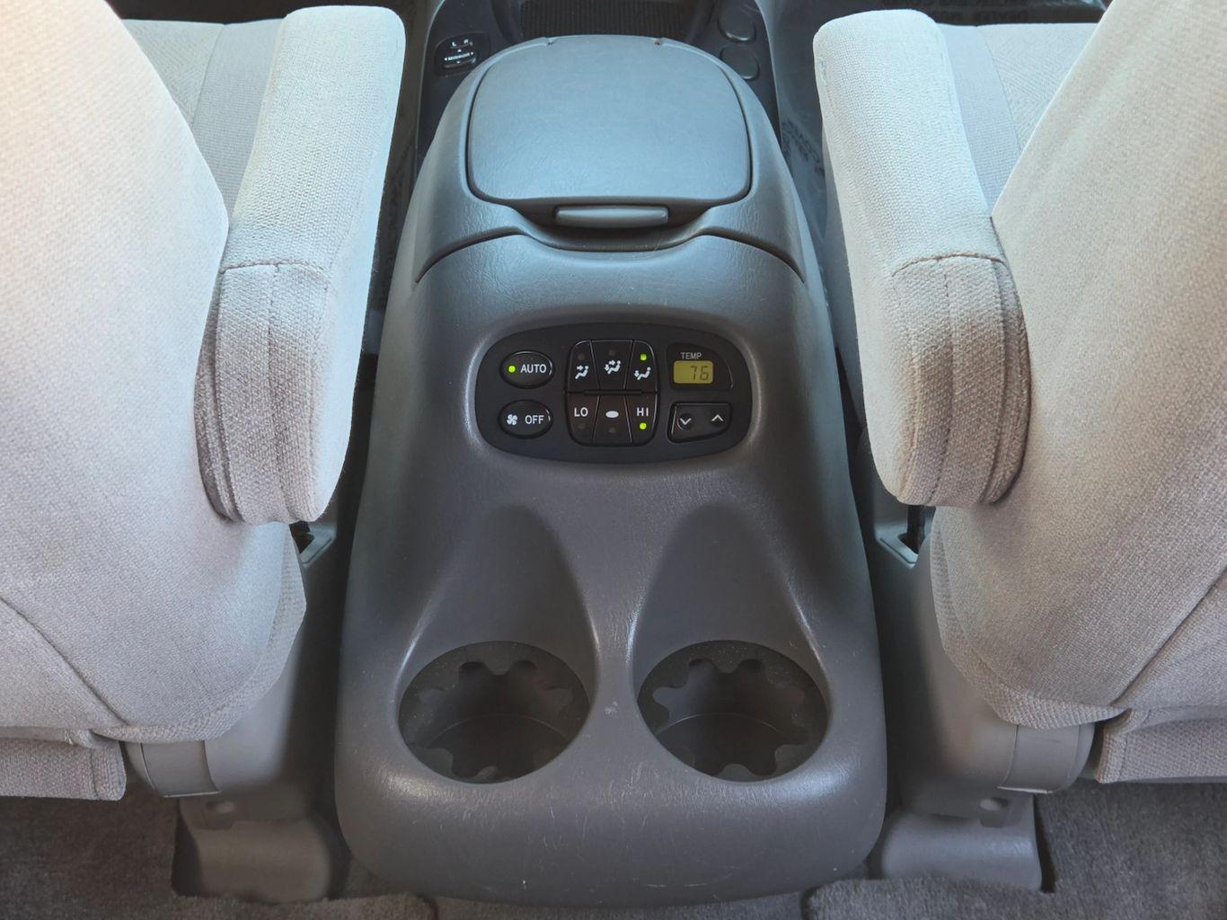 2003 Toyota Sequoia SR5