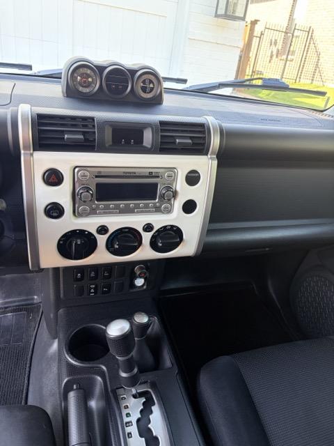 One-Owner 2012 Toyota FJ Cruiser