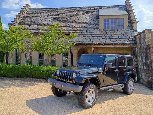 2012 Jeep Wrangler Unlimited Sahara - 2