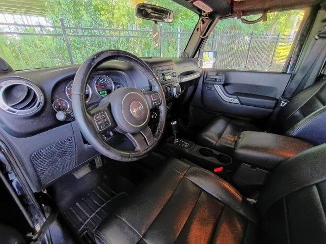 2012 Jeep Wrangler Unlimited Sahara