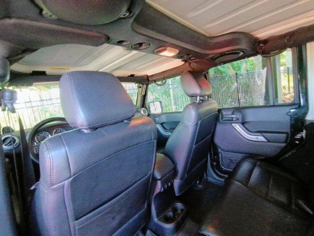 2012 Jeep Wrangler Unlimited Sahara