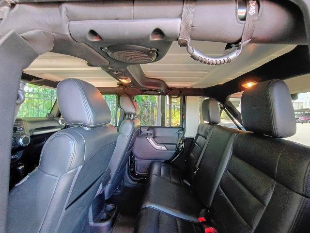 2012 Jeep Wrangler Unlimited Sahara