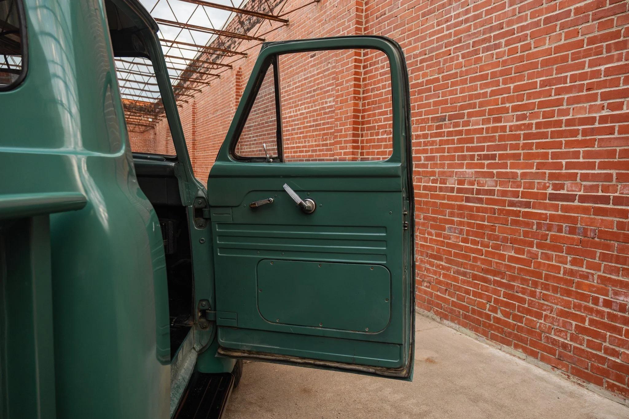 1954 Ford F-250