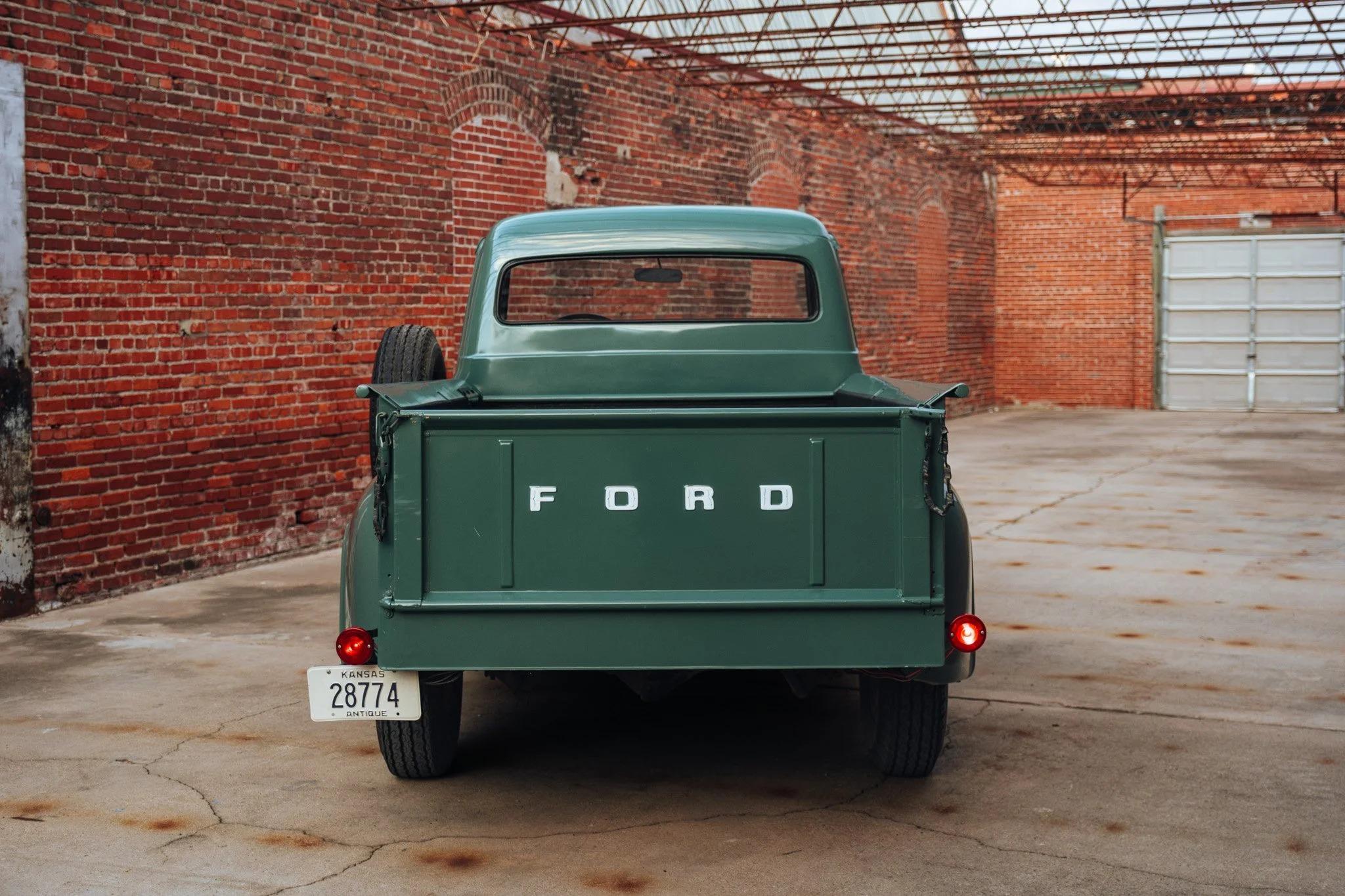 1954 Ford F-250