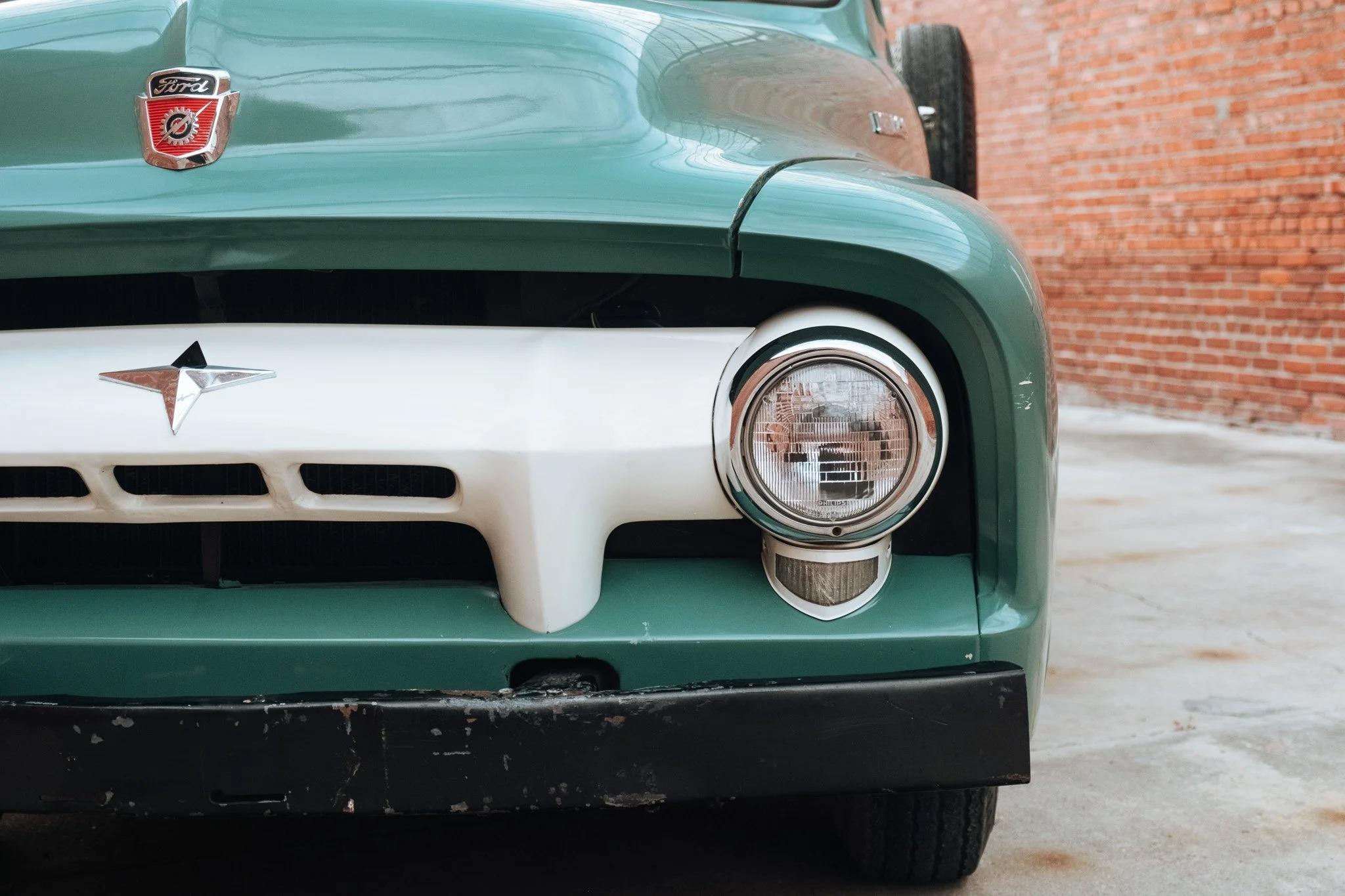 1954 Ford F-250