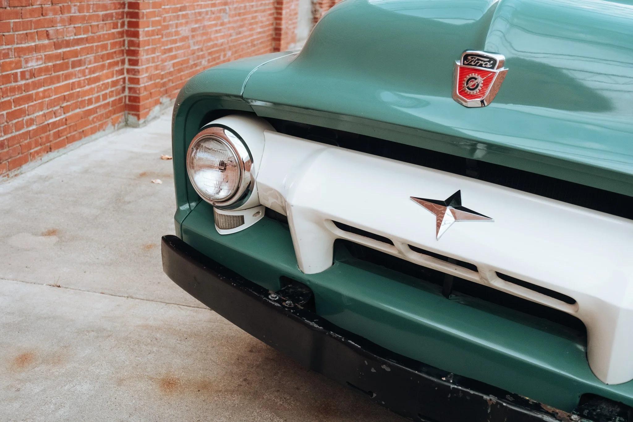 1954 Ford F-250