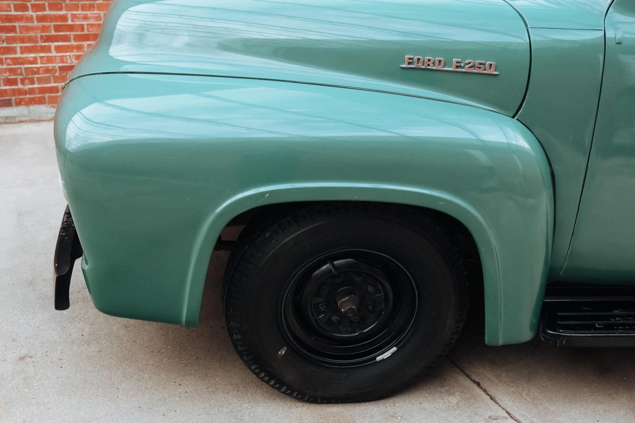 1954 Ford F-250