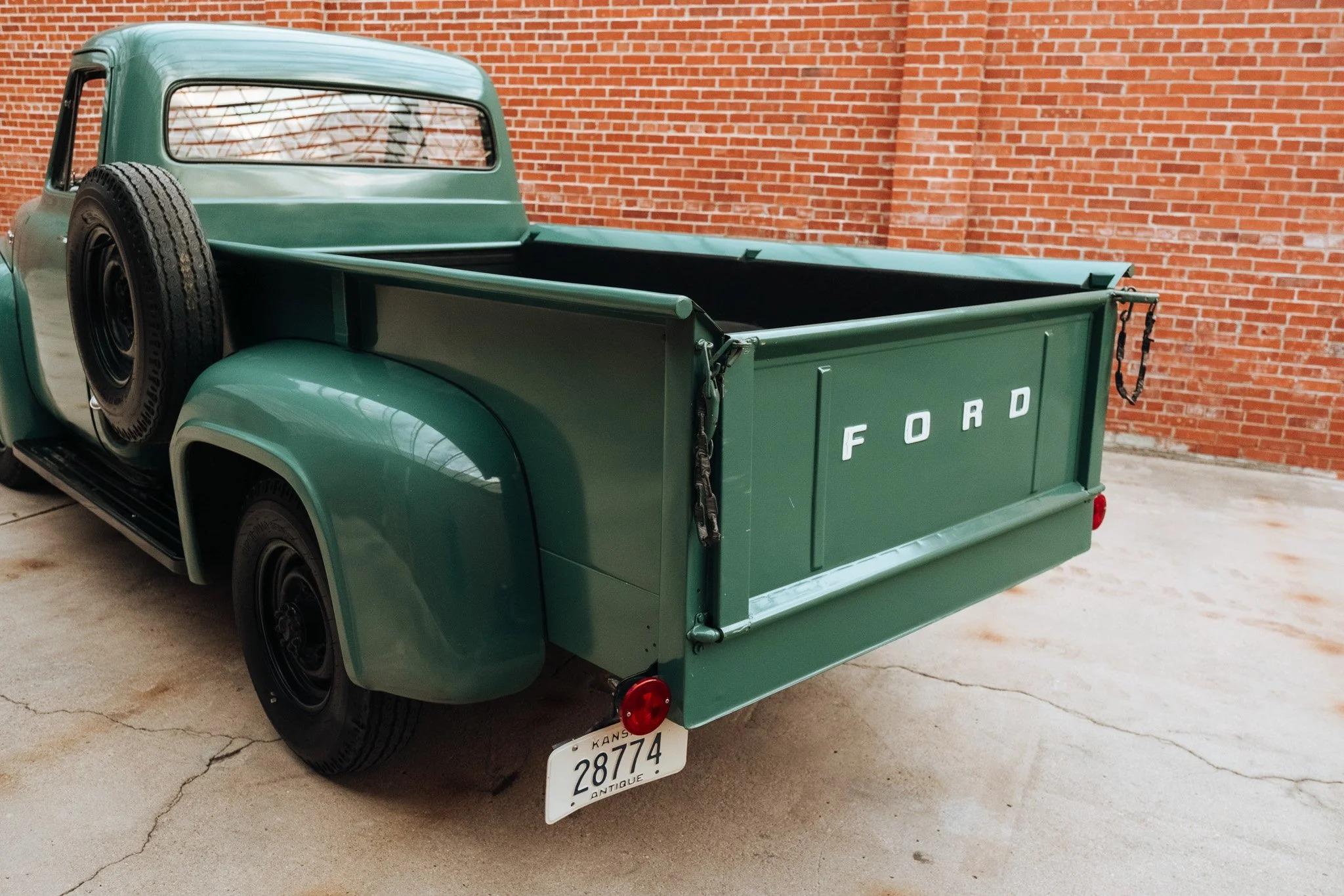 1954 Ford F-250