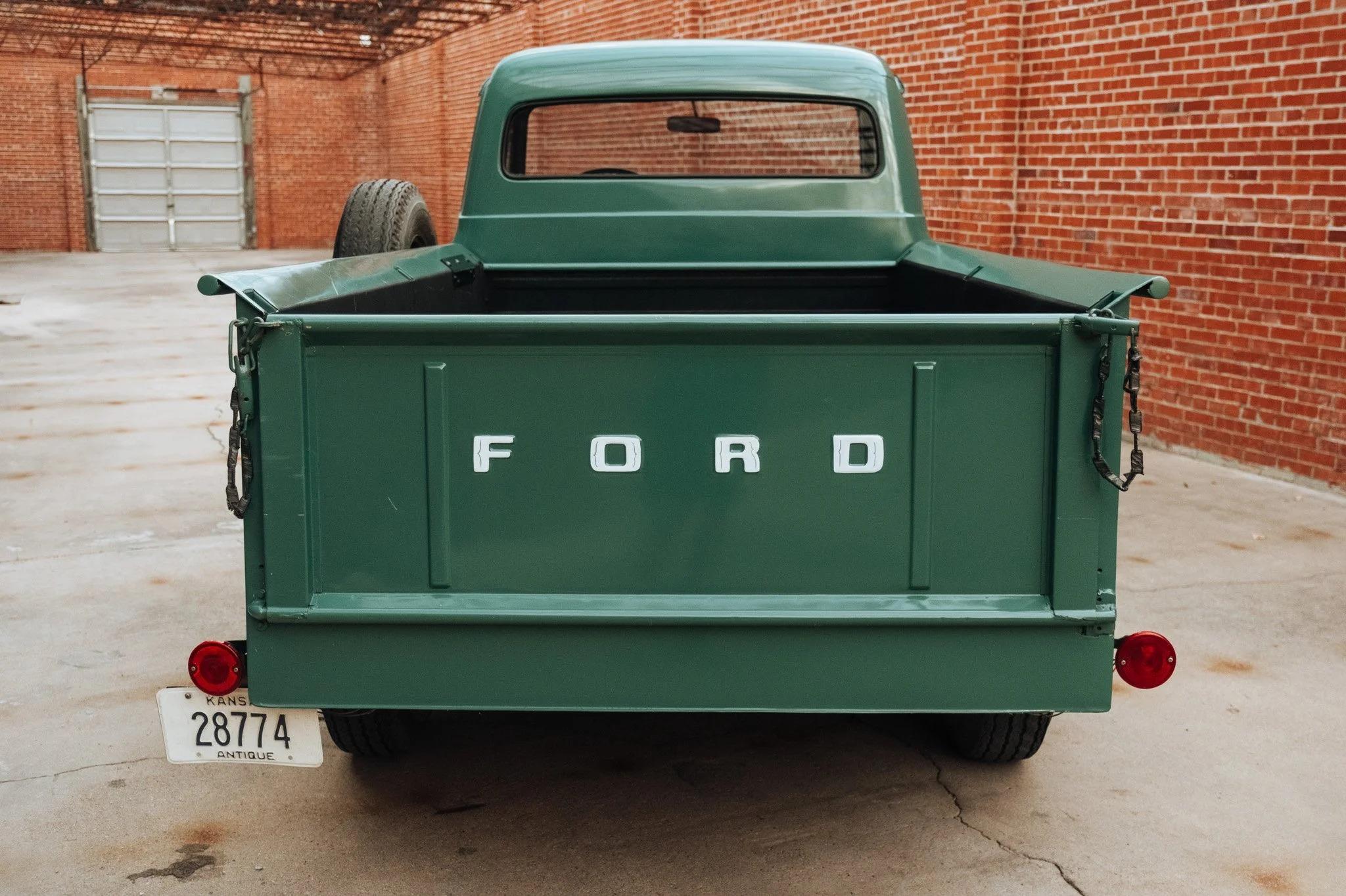 1954 Ford F-250