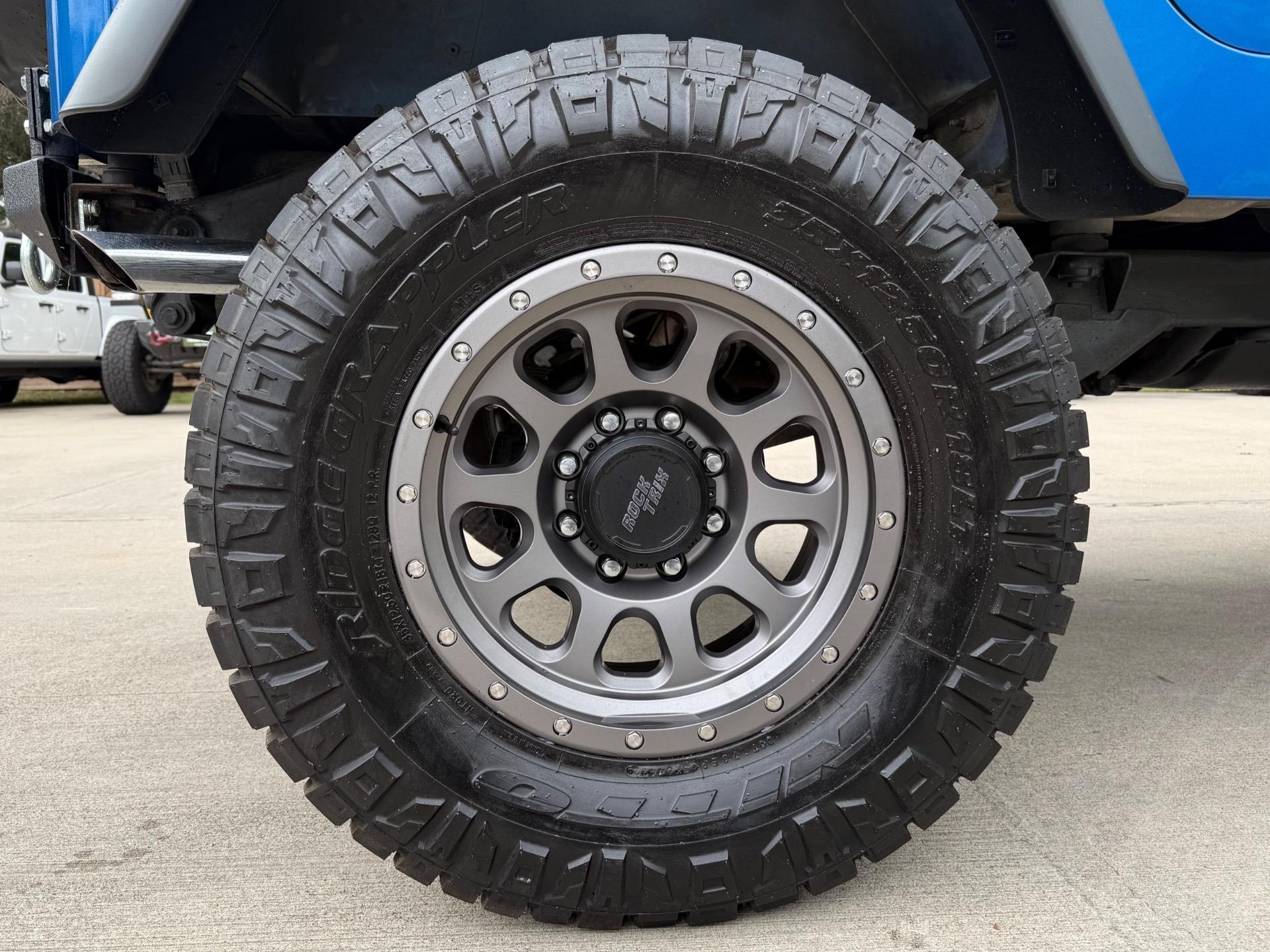 V8-Powered 1991 Jeep Wrangler Islander