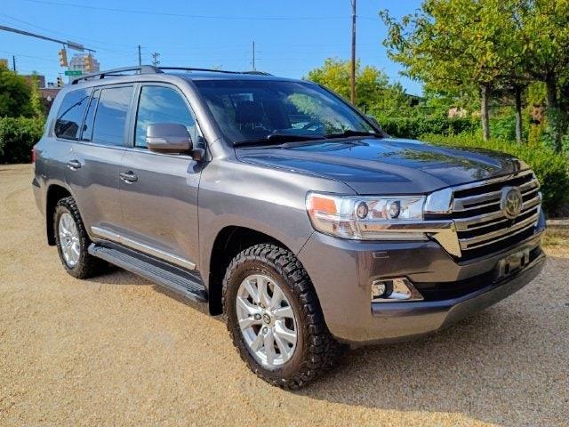 2019 Toyota Land Cruiser
