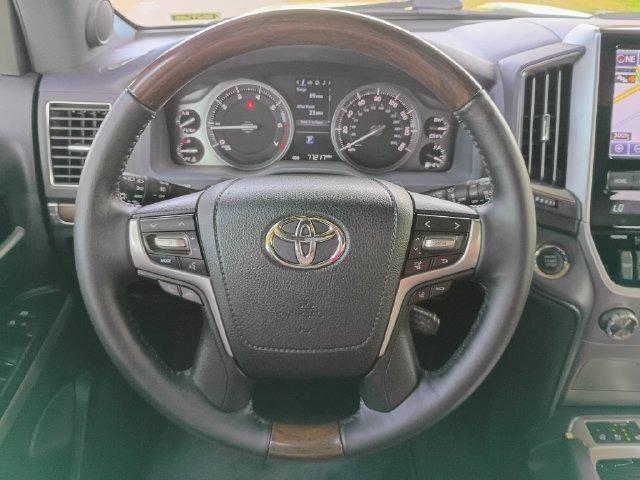 2019 Toyota Land Cruiser