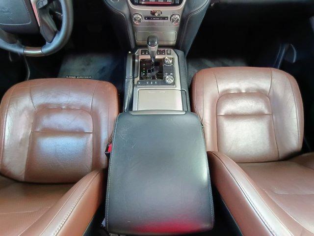 2019 Toyota Land Cruiser
