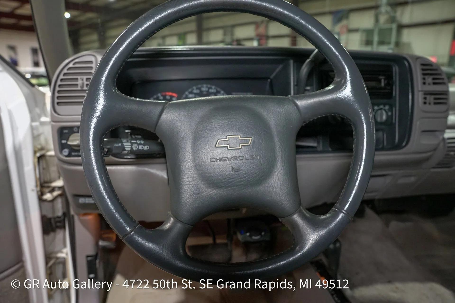 1996 Chevrolet Silverado K3500 4X4 Crew Cab