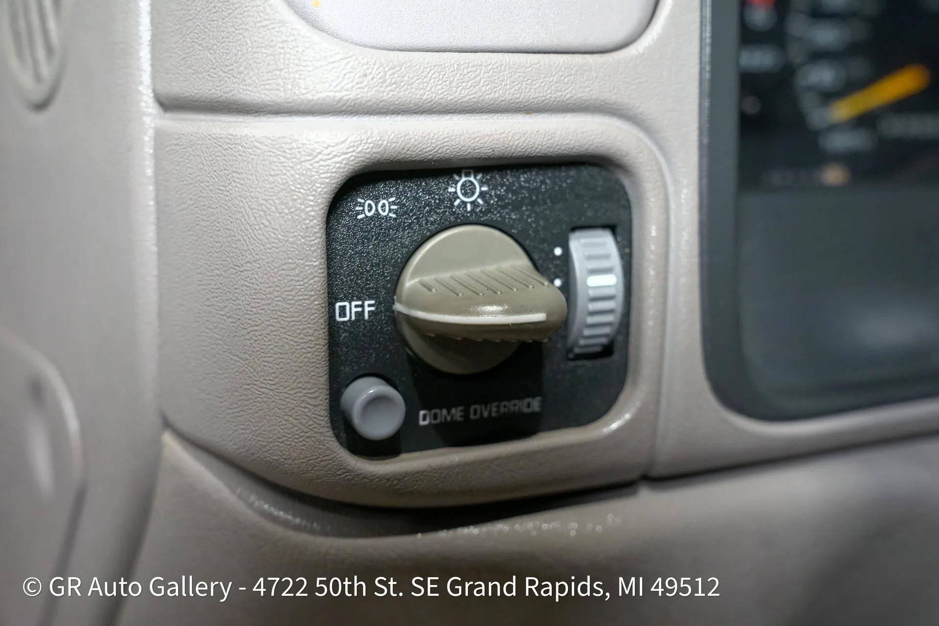 1996 Chevrolet Silverado K3500 4X4 Crew Cab