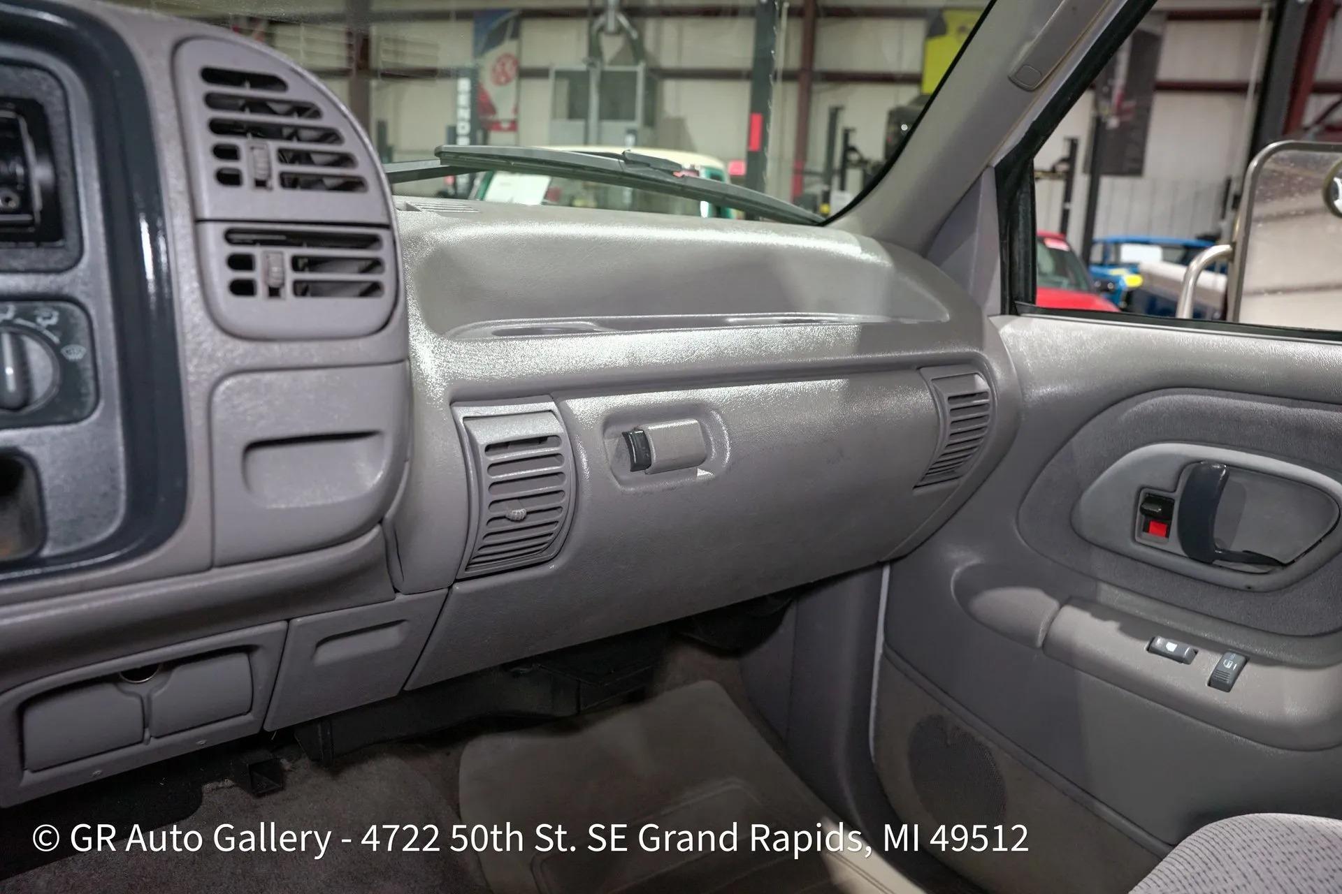 1996 Chevrolet Silverado K3500 4X4 Crew Cab