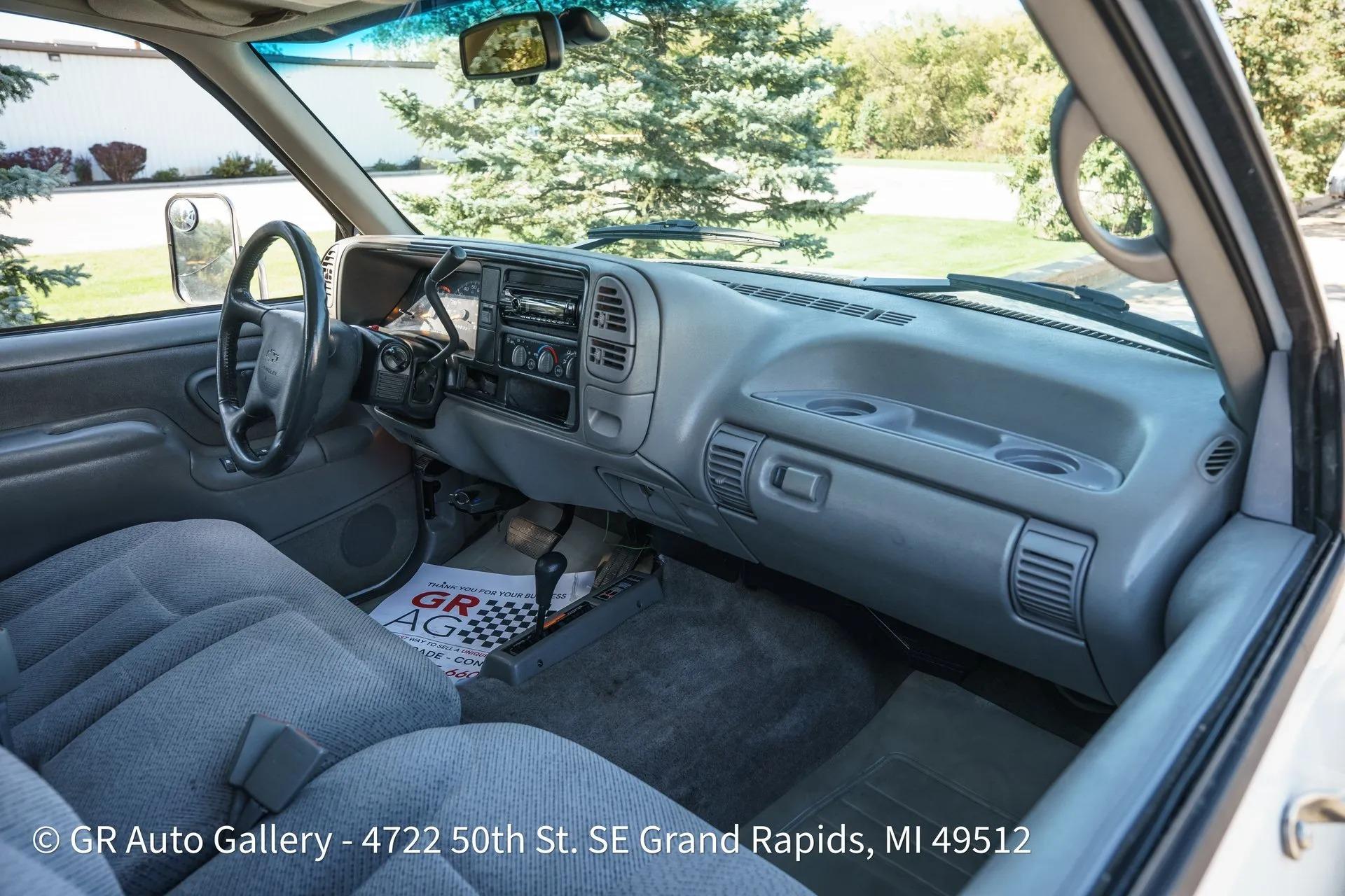 1996 Chevrolet Silverado K3500 4X4 Crew Cab