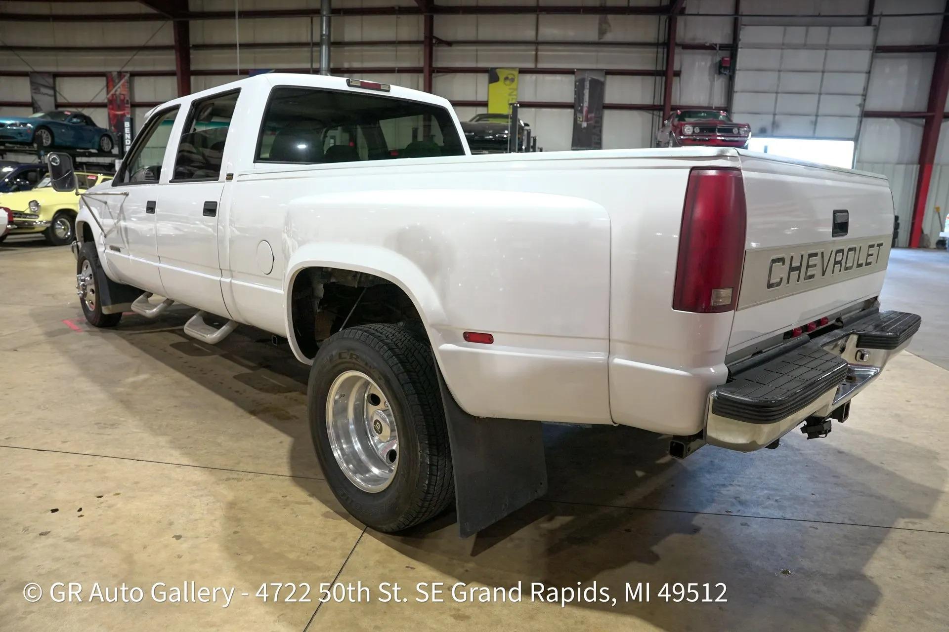 1996 Chevrolet Silverado K3500 4X4 Crew Cab