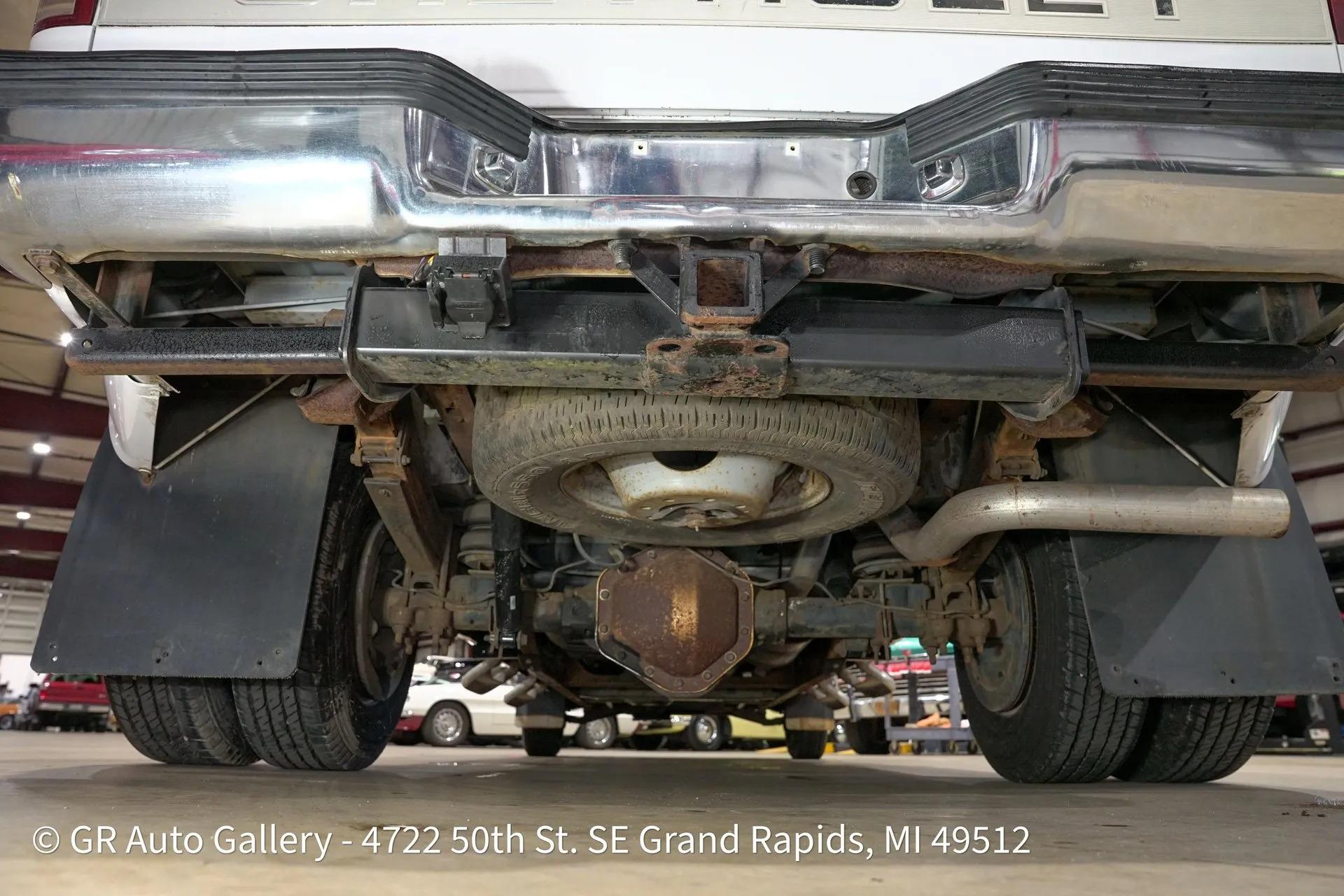 1996 Chevrolet Silverado K3500 4X4 Crew Cab