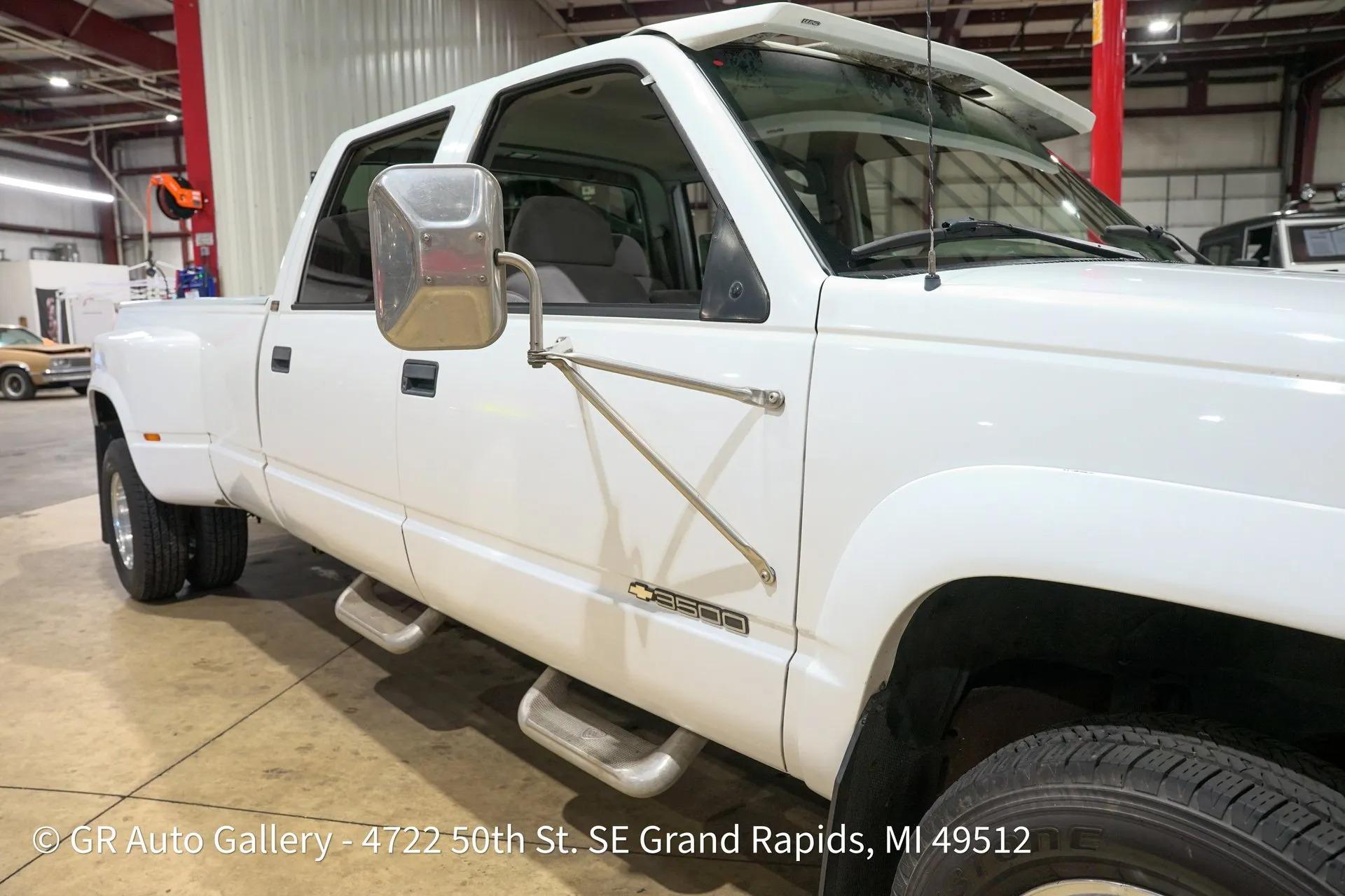 1996 Chevrolet Silverado K3500 4X4 Crew Cab