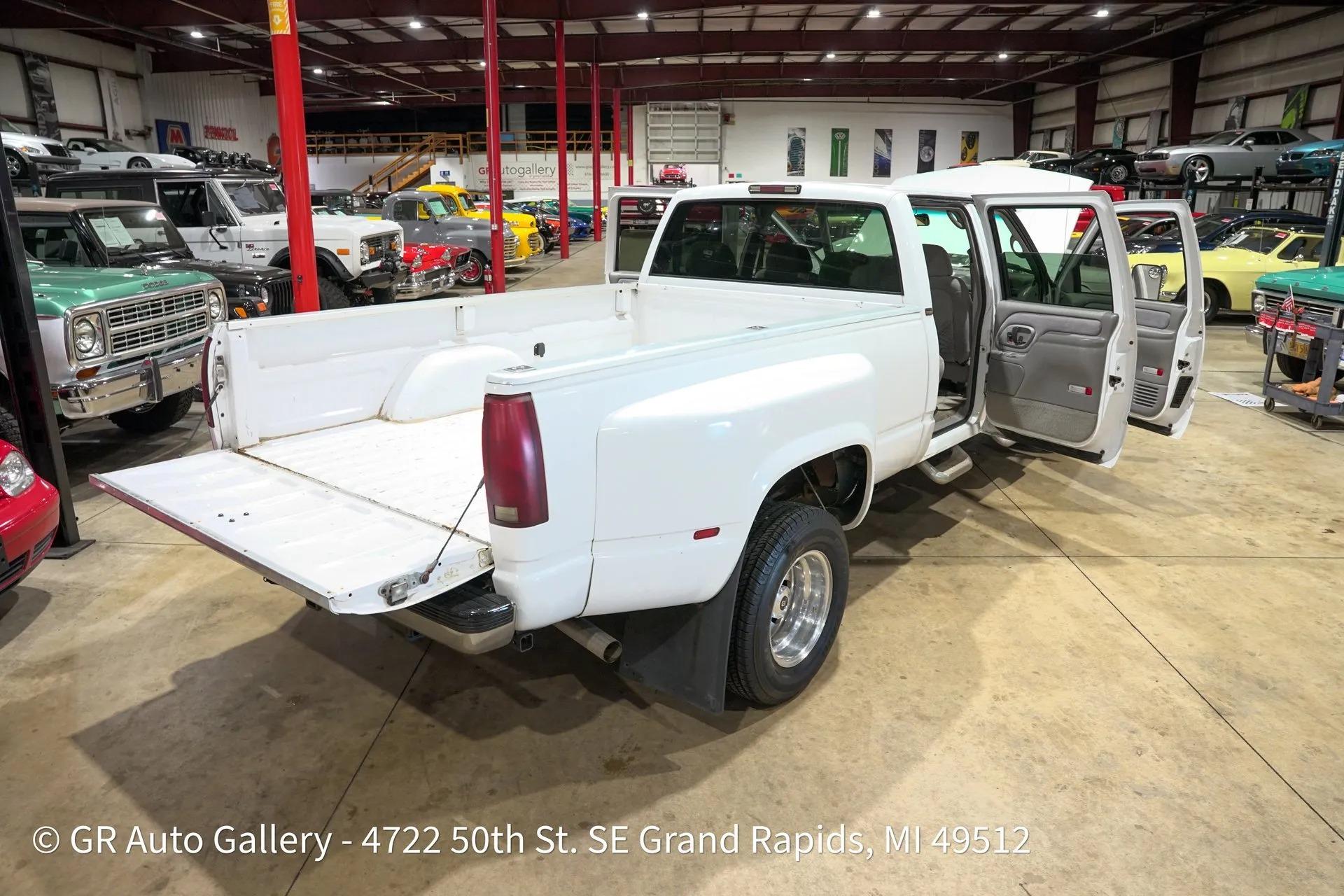 1996 Chevrolet Silverado K3500 4X4 Crew Cab